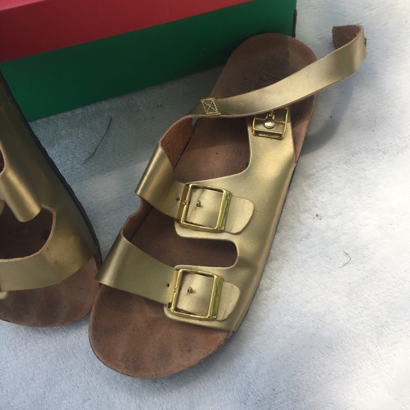 Kali Gold Buckle Sandals - Picture 3 of 5